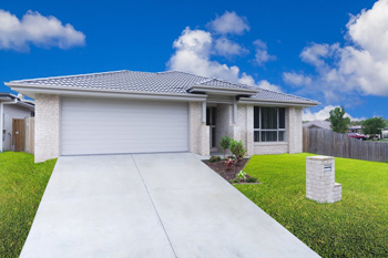 How to keep your roll up garage door in shape